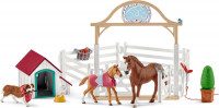 Schleich Horse Club - Hannah's Gastpaarden en Hond Ruby - Speelfigurenset - Kinderspeelgoed voor Jongens en Meisjes - 5 tot 12 jaar - 20 Onderdelen